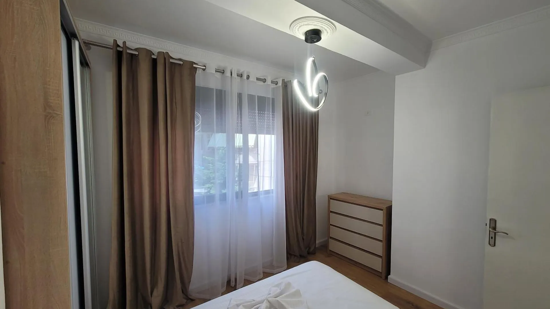 Daire Jonisapartaments Dıraç