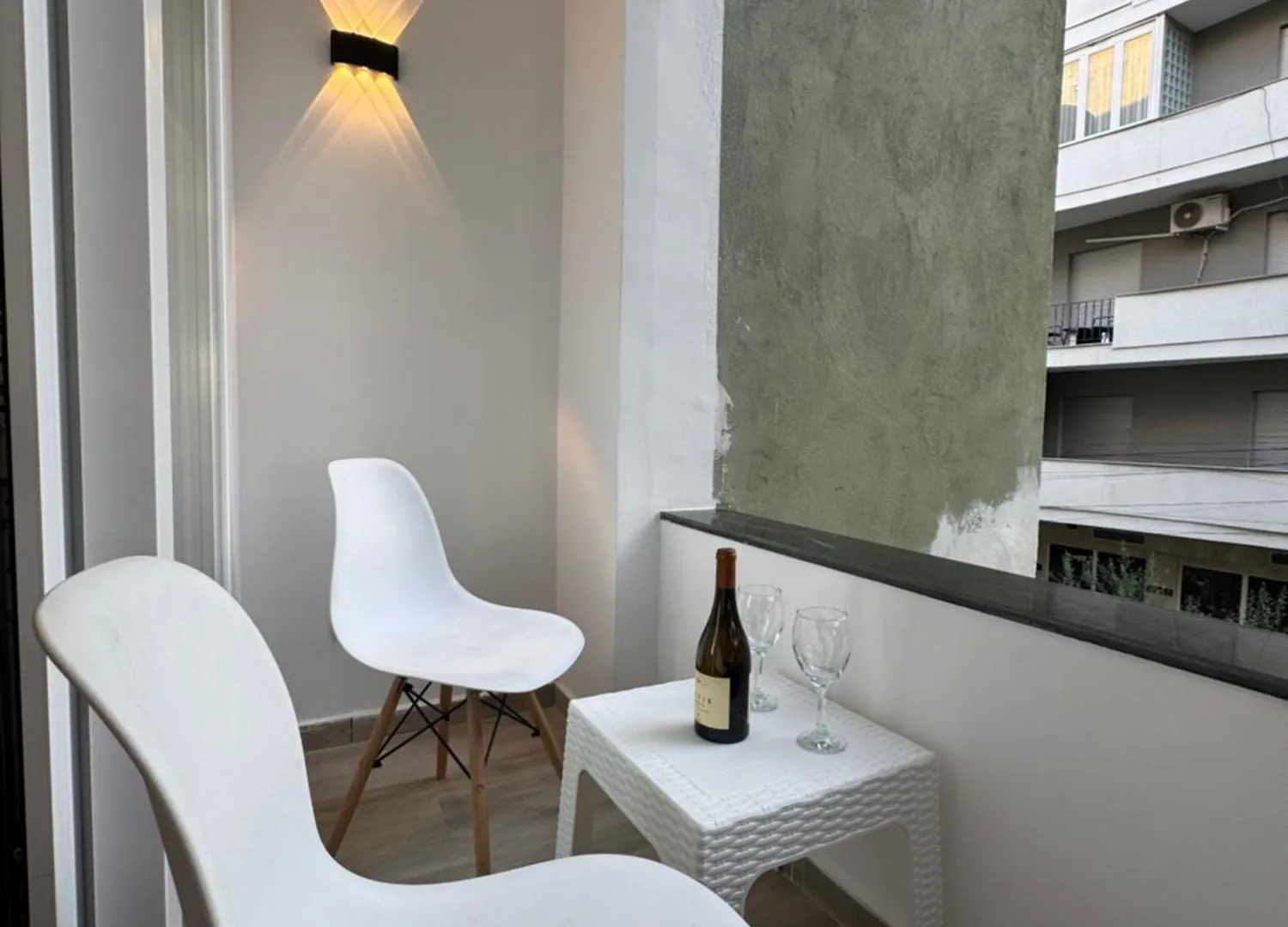 Jonisapartaments Dıraç Arnavutluk